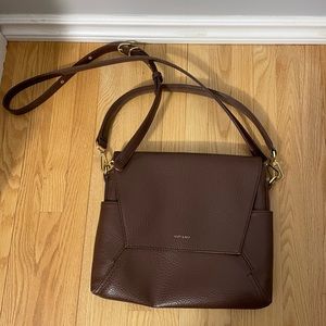 Matt & Nat vegan cross body bag in burgundy